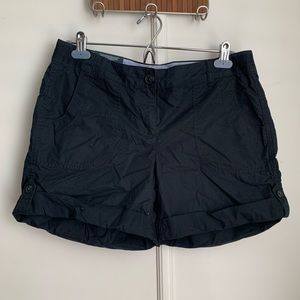 Tommy Hilfiger women’s cuffed shorts, Sz 8, black